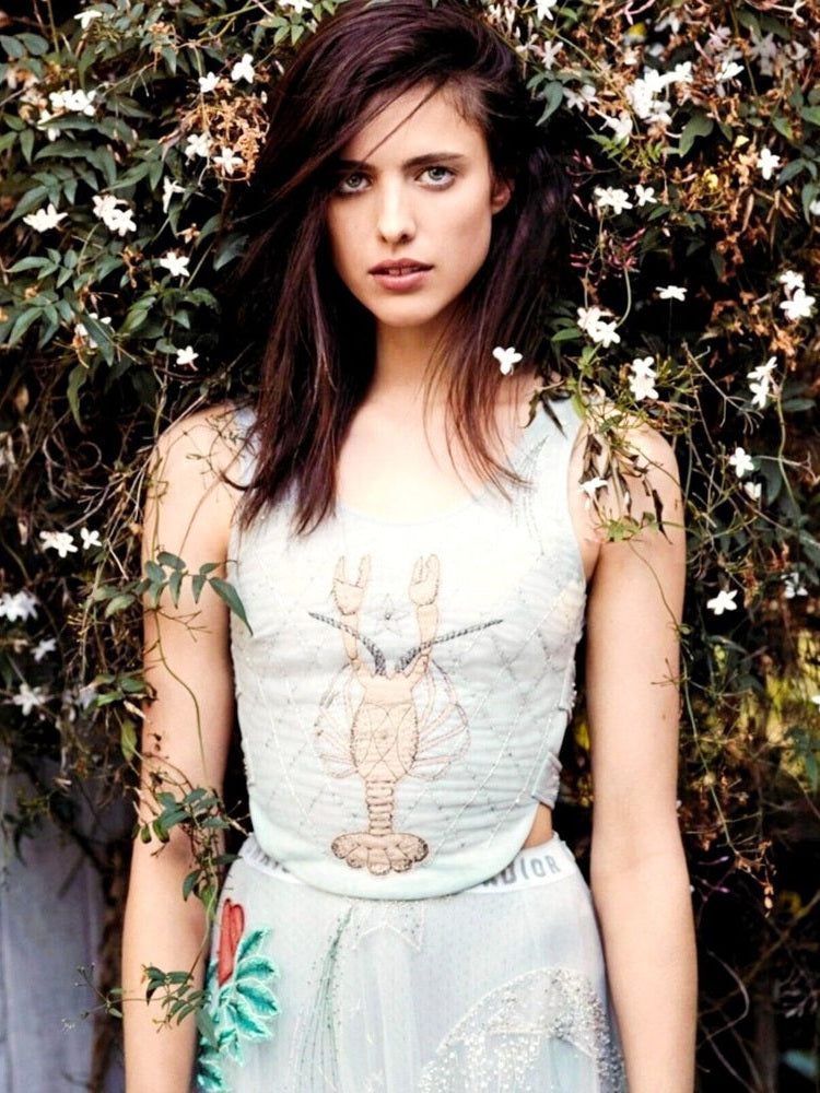 Margaret Qualley 8.5 x 11 Color Photograph Art Print Photo Collectibles:Photographic Images:Photographs Style Your Walls